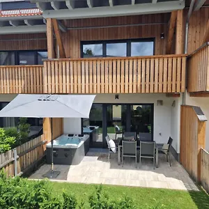  Ferienhaus Berger Mit Eigenen Whirlpool Im Garten